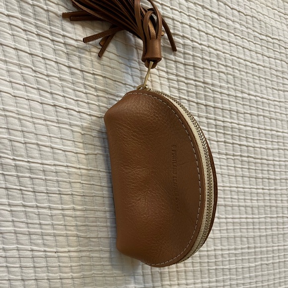 Portland Leather Hava Taco Pouch - Picture 5 of 5